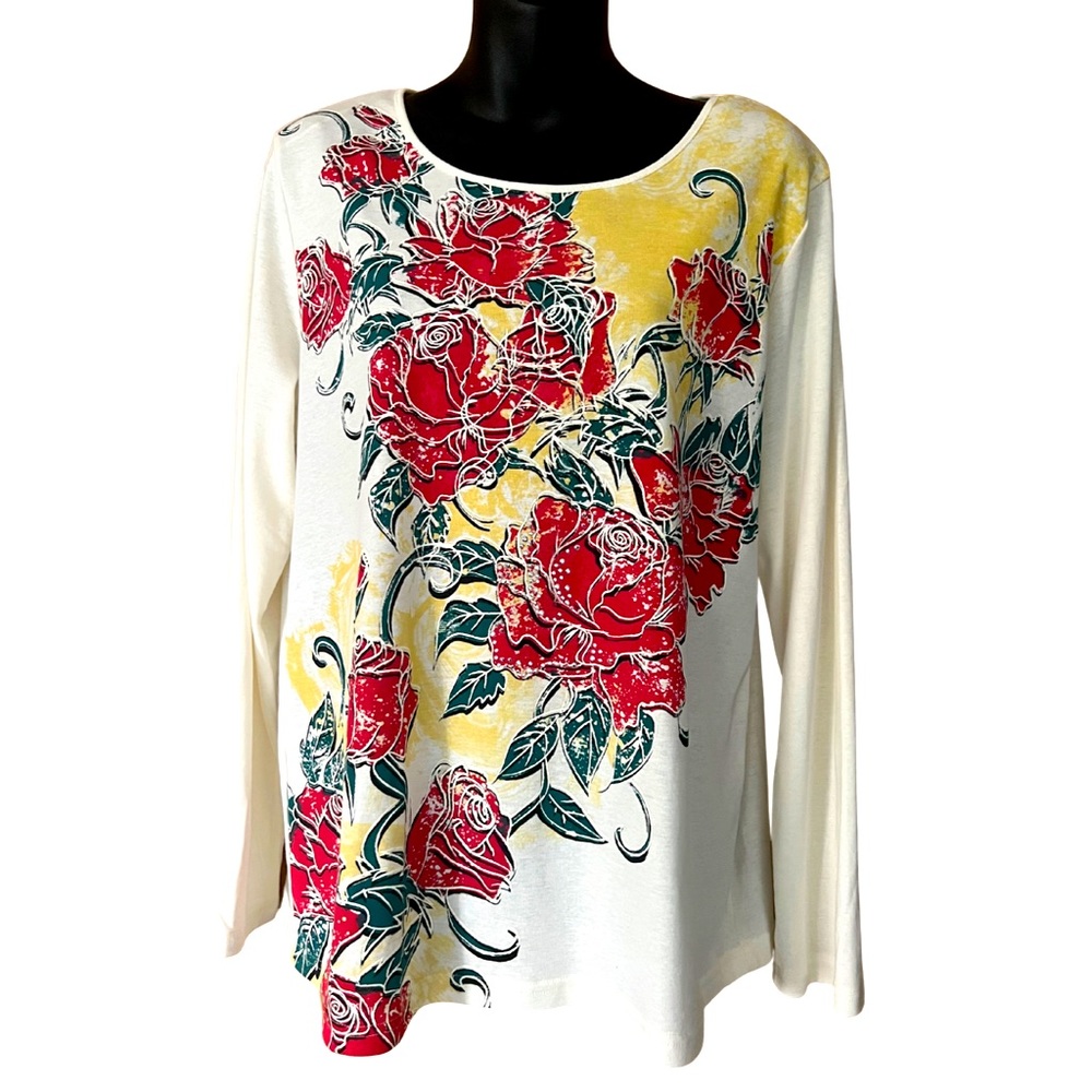 ROSE DESIGN LONG SLEEVE TSHIRT SIZE LARGE